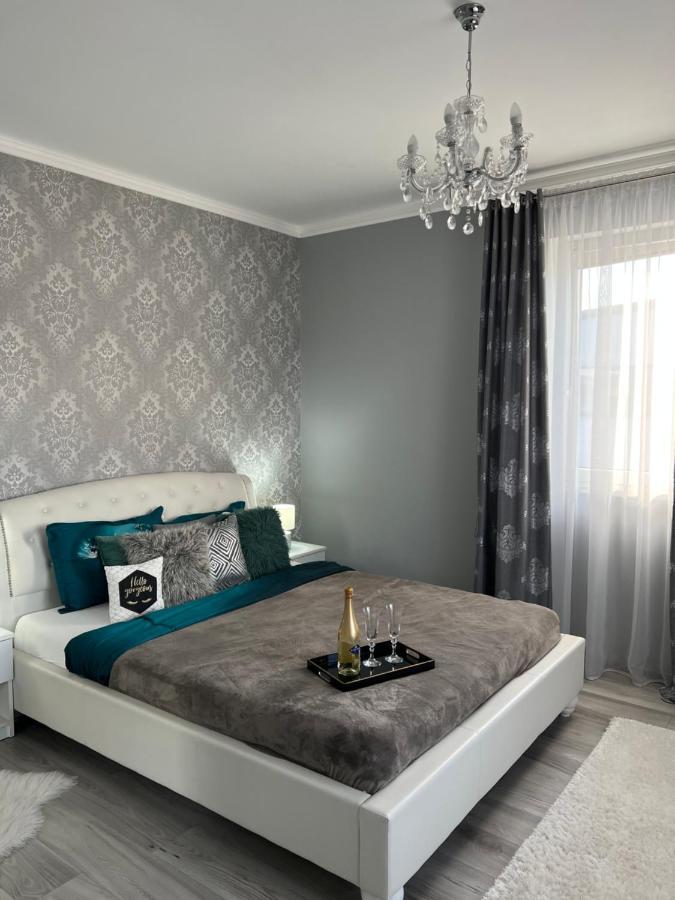 Luxurious Accommodation Floreşti Buitenkant foto